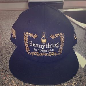 🎉‼️BLACK HENNYTHING IS POSSIBLE FITTED CAP‼️🎉